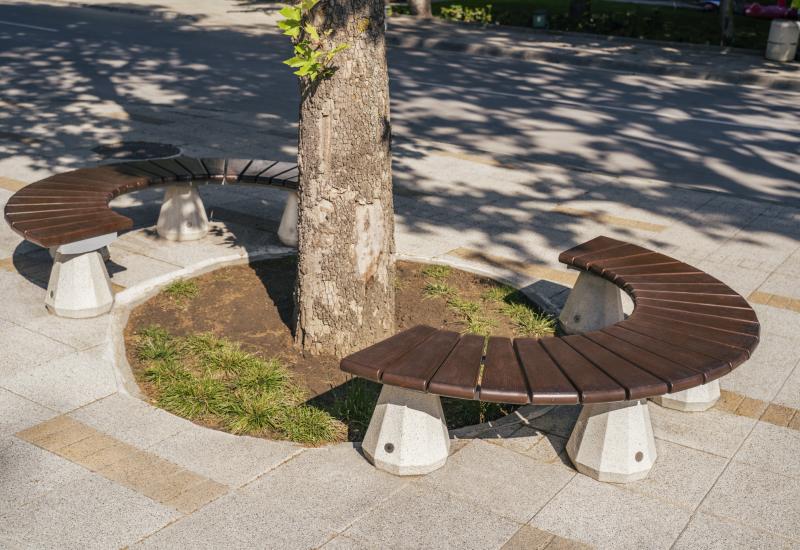 ETE Pictures CONCRETE MODULAR BENCH 156 1693913F-59C3-8D69-CDF1-D6223430CD47.jpg